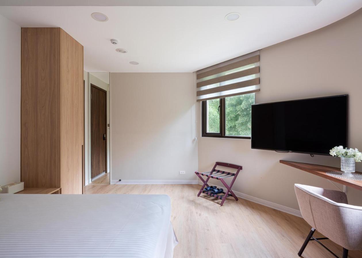 名竹旅社 Minzu Hotel Lugu Lake Exterior photo