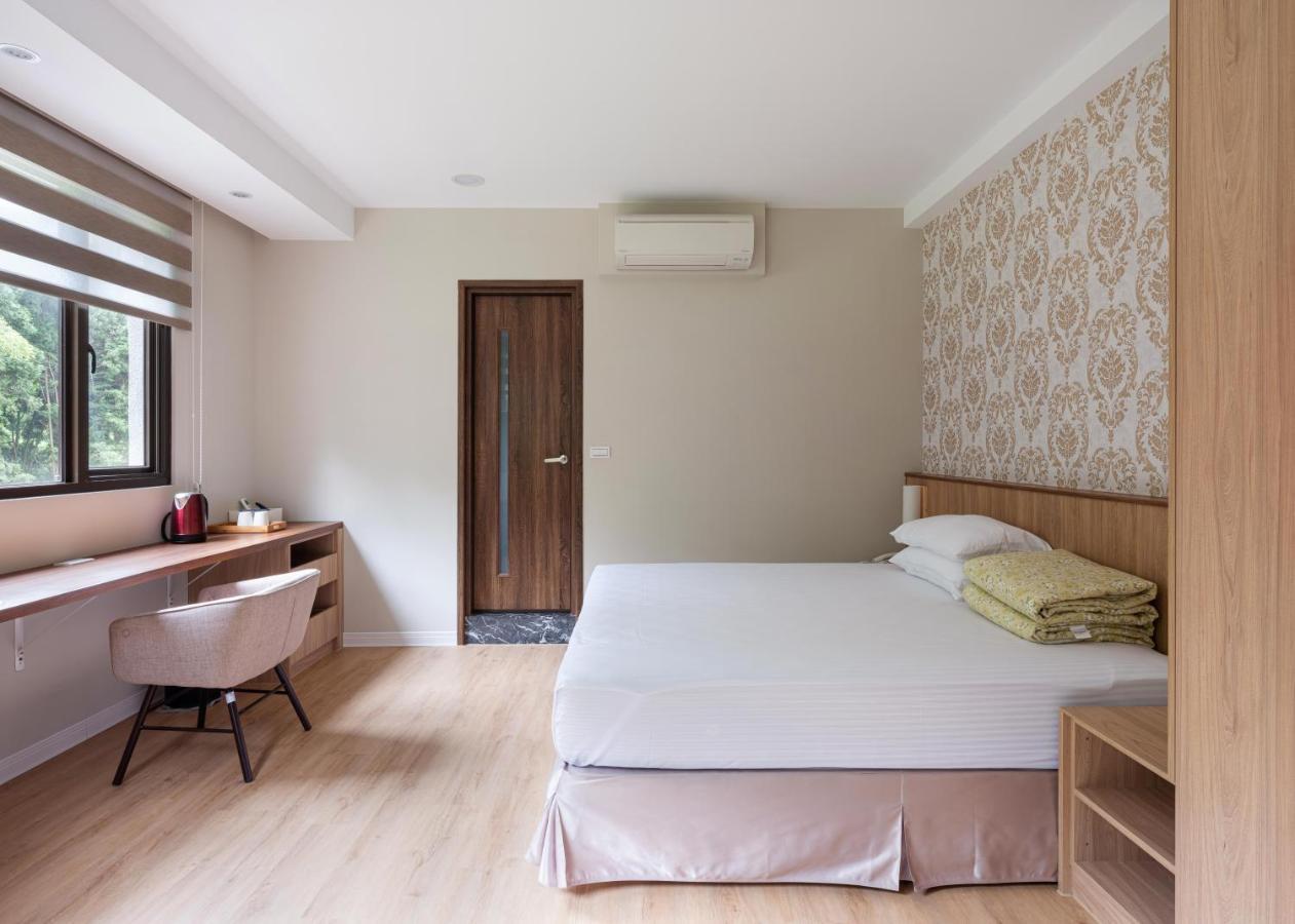 名竹旅社 Minzu Hotel Lugu Lake Exterior photo