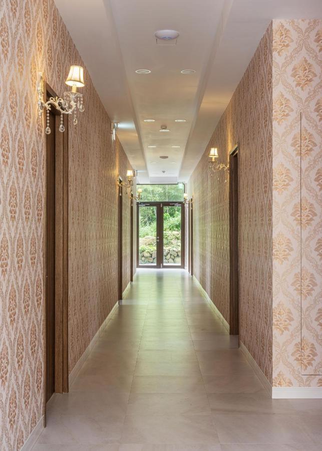 名竹旅社 Minzu Hotel Lugu Lake Exterior photo